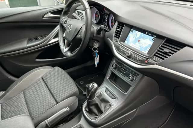 Opel Astra (2021) thumbnail 5
