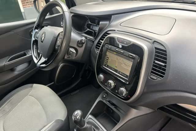 Renault Captur (2013) thumbnail 5
