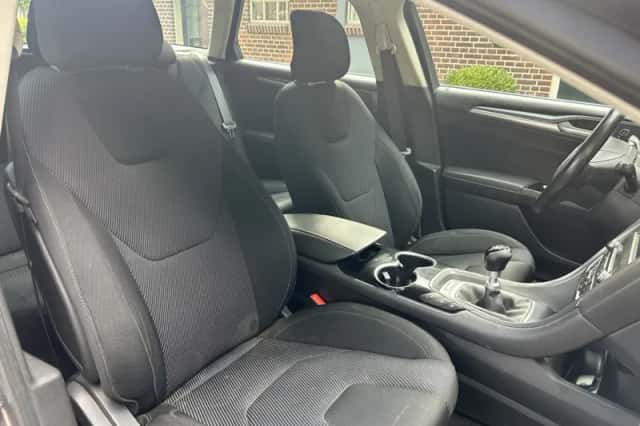 Ford Mondeo (2015) thumbnail 6