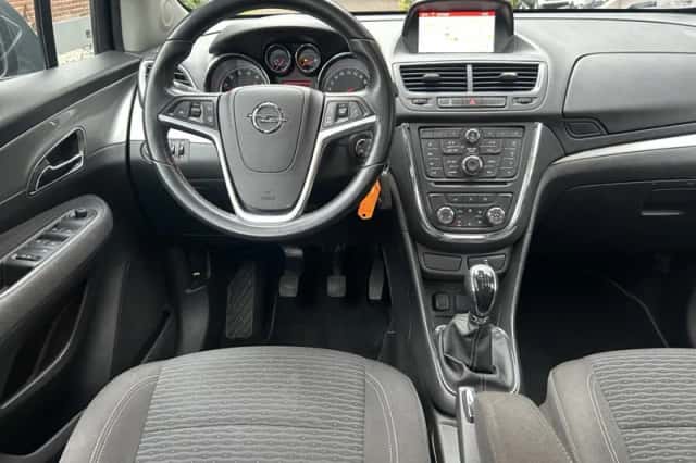 Opel Mokka (2015) thumbnail 2