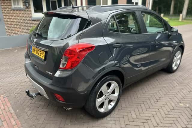 Opel Mokka (2015) thumbnail 3
