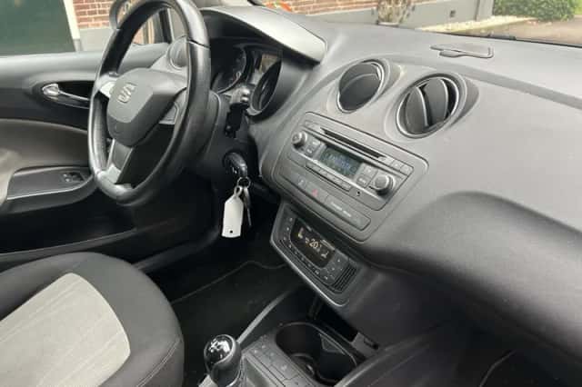SEAT Ibiza (2014) thumbnail 5