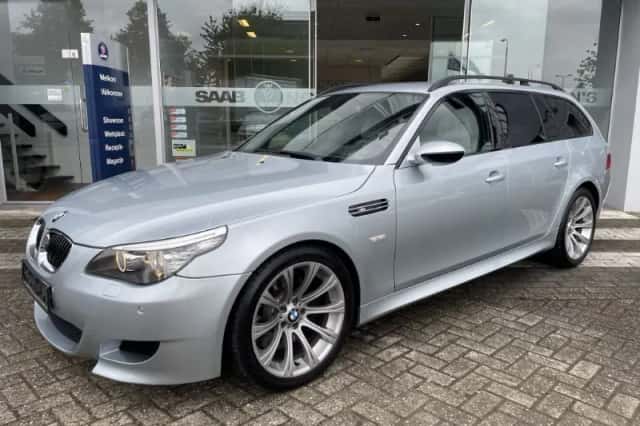 BMW M5 (2008) thumbnail 1