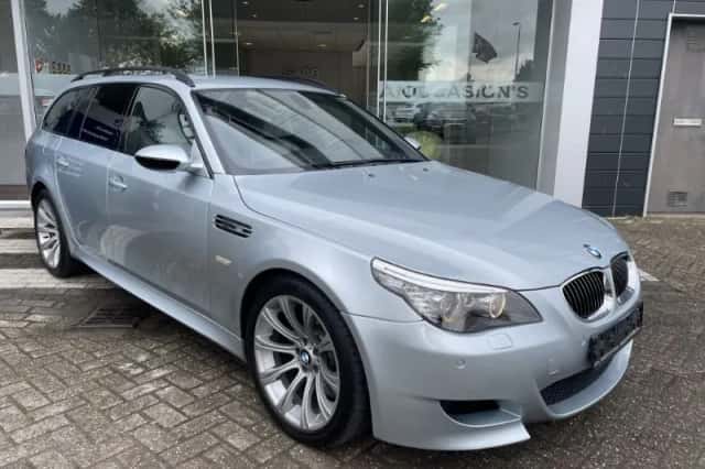 BMW M5 (2008) thumbnail 3