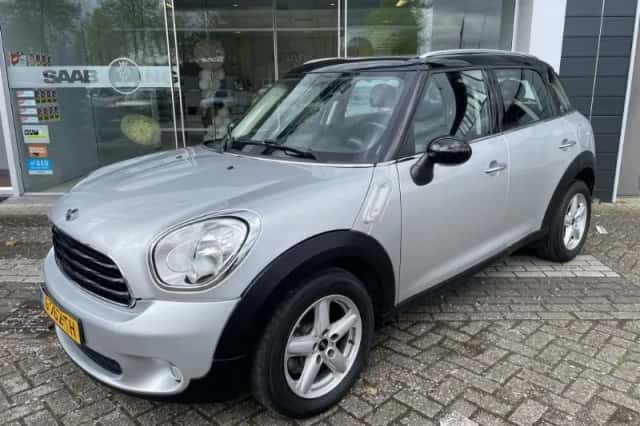 MINI Countryman (2012) thumbnail 1