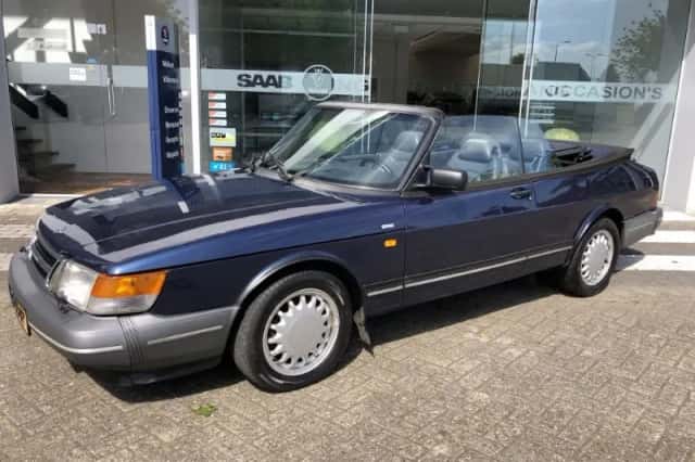 Saab 900 (1992) thumbnail 1