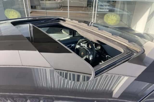Porsche Panamera (2010) thumbnail 5