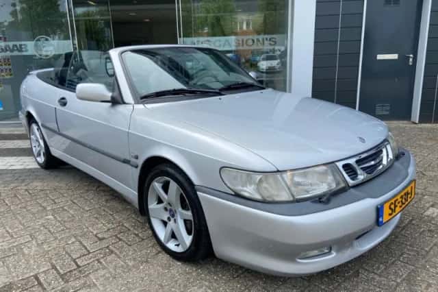 Saab 9-3 (2002) thumbnail 3