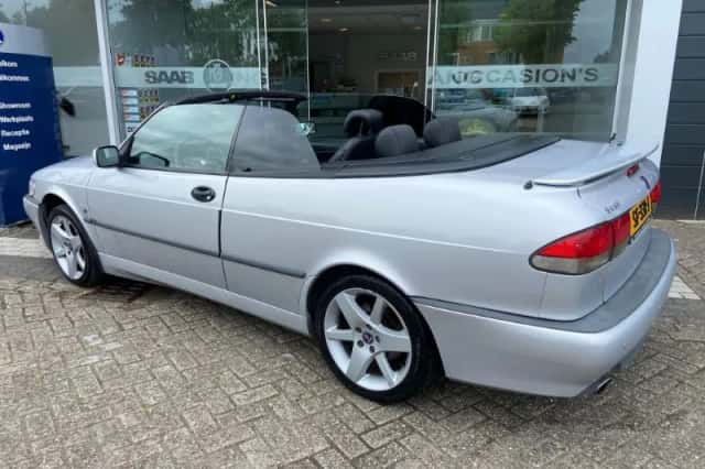 Saab 9-3 (2002) thumbnail 4