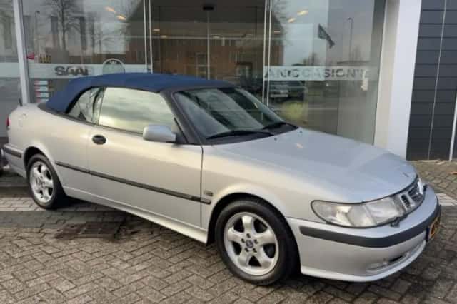 Saab 9-3 (2001) thumbnail 2