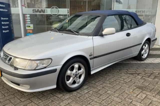 Saab 9-3 (2001) thumbnail 4