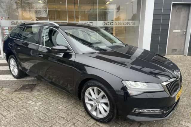 Škoda Superb (2020) thumbnail 2
