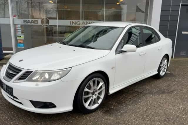 Saab 9-3 (2010) thumbnail 1