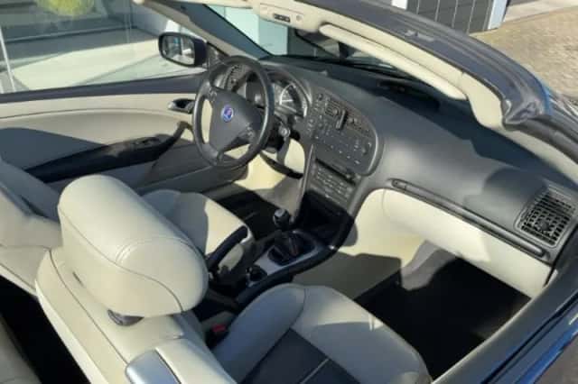 Saab 9-3 (2004) thumbnail 5