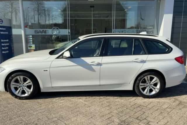 BMW 3-Serie (2015) thumbnail 3