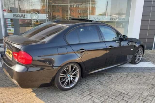 BMW 3-Serie (2010) thumbnail 3
