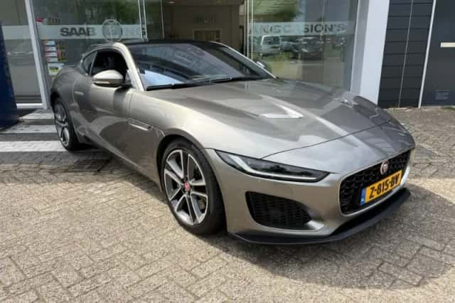 Jaguar F-Type (2023) thumbnail 2