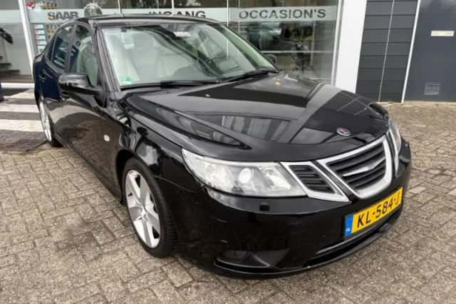 Saab 9-3 (2010) thumbnail 2