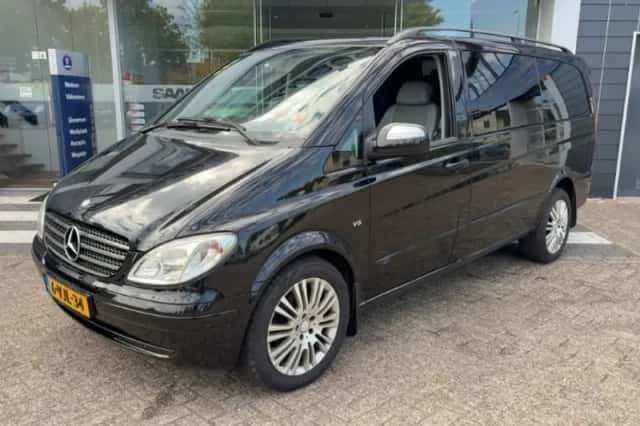 Mercedes-Benz Viano (2010) thumbnail 1