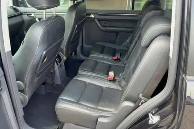 Volkswagen Touran (2012) thumbnail 6