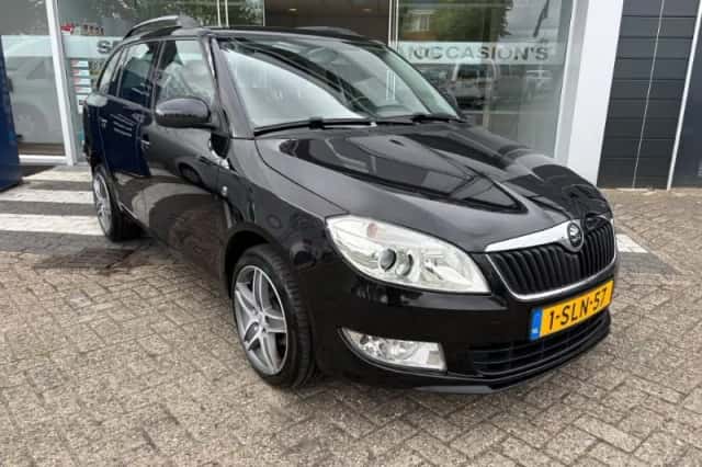 Škoda Fabia (2013) thumbnail 2