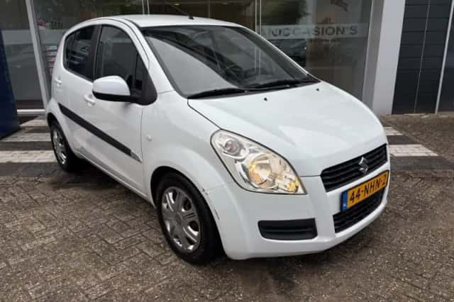 Suzuki Splash (2010) thumbnail 2