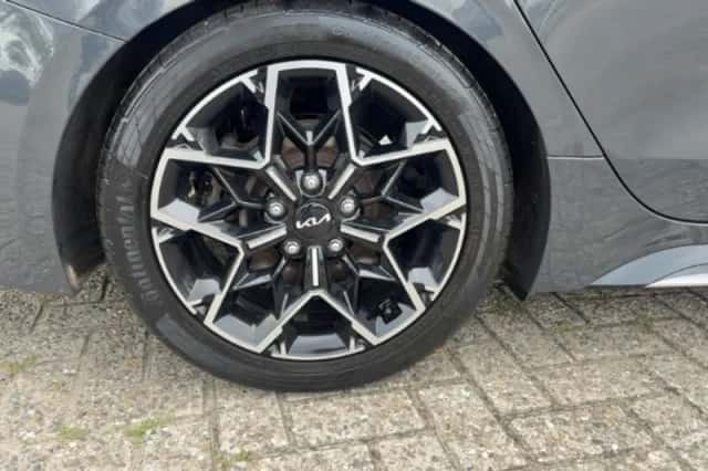 Kia ProCeed (2022) thumbnail 5