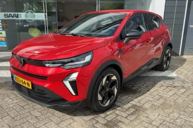 Renault Captur (2024) thumbnail 1