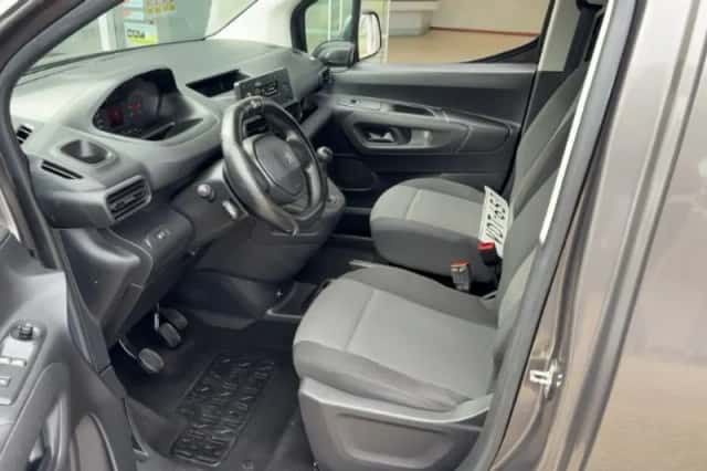 Peugeot Partner (2019) thumbnail 5