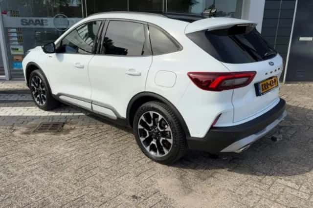 Ford Kuga (2025) thumbnail 3