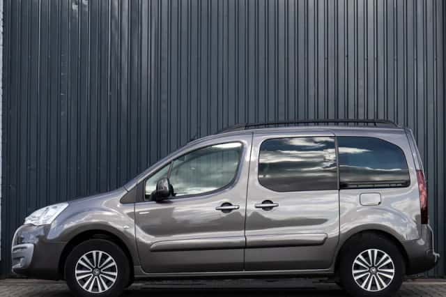 Peugeot Partner (2018) thumbnail 2