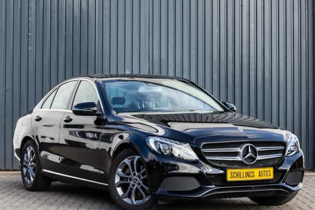 Mercedes-Benz C-Klasse (2018) thumbnail 2