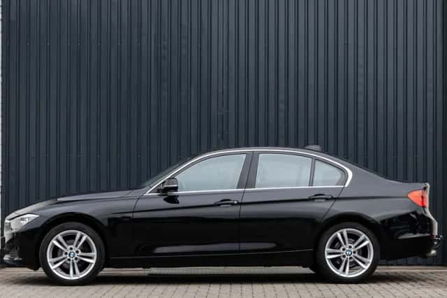 BMW 3-Serie (2013) thumbnail 3