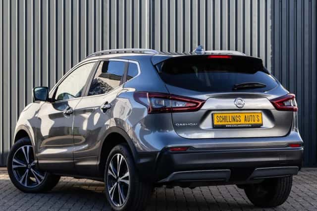 Nissan Qashqai (2021) thumbnail 4