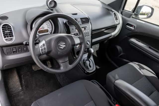 Suzuki Splash (2013) thumbnail 6