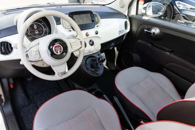 Fiat 500 (2018) thumbnail 6
