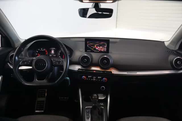 Audi Q2 (2019) thumbnail 2