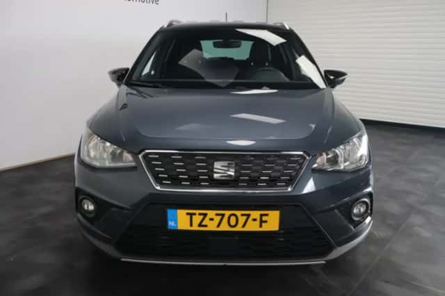 SEAT Arona (2018) thumbnail 5