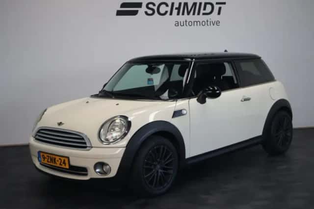 MINI Cooper (2007) thumbnail 1