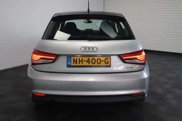 Audi A1 (2016) thumbnail 6