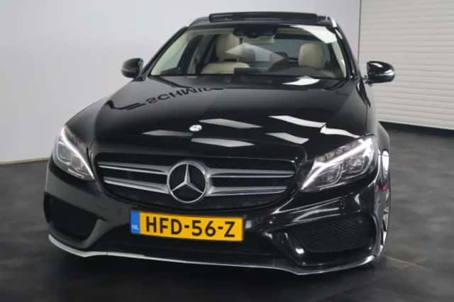 Mercedes-Benz C-Klasse (2015) thumbnail 5