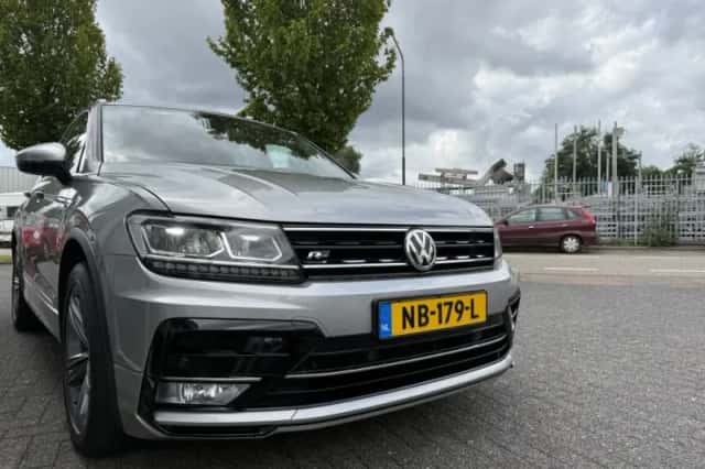 Volkswagen Tiguan (2017) thumbnail 4