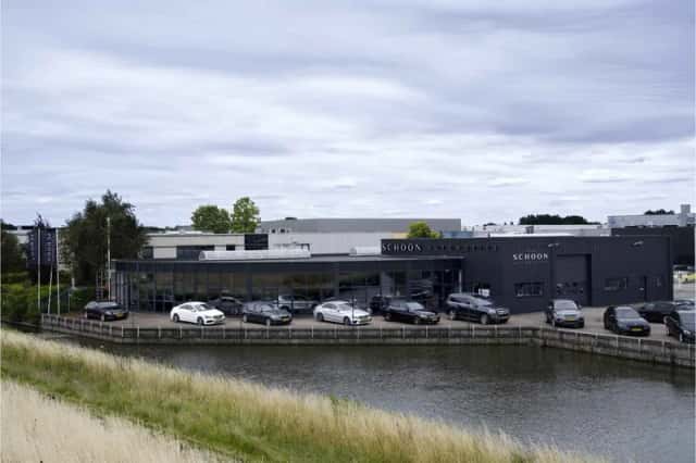 Mercedes-Benz E-Klasse (2011) thumbnail 2