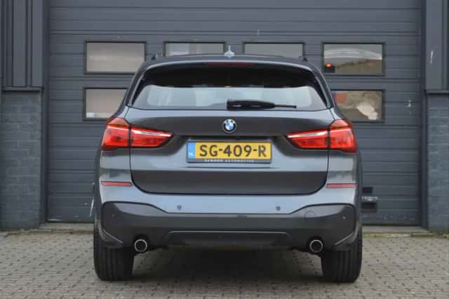 BMW X1 (2018) thumbnail 6