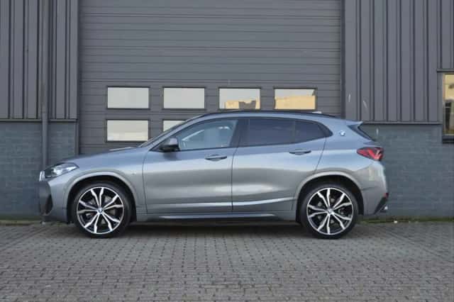 BMW X2 (2022) thumbnail 3