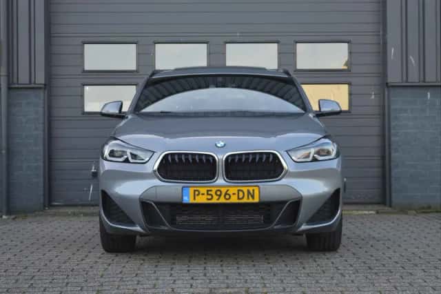 BMW X2 (2022) thumbnail 5