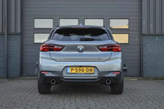 BMW X2 (2022) thumbnail 6