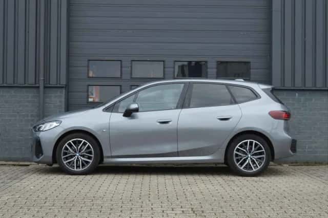 BMW 2-Serie Active Tourer (2023) thumbnail 3