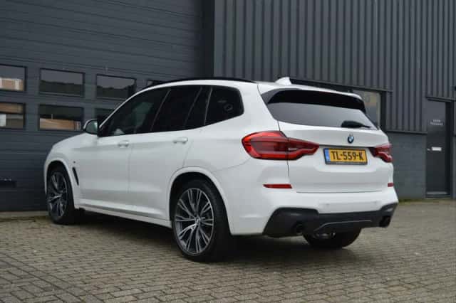 BMW X3 (2018) thumbnail 4