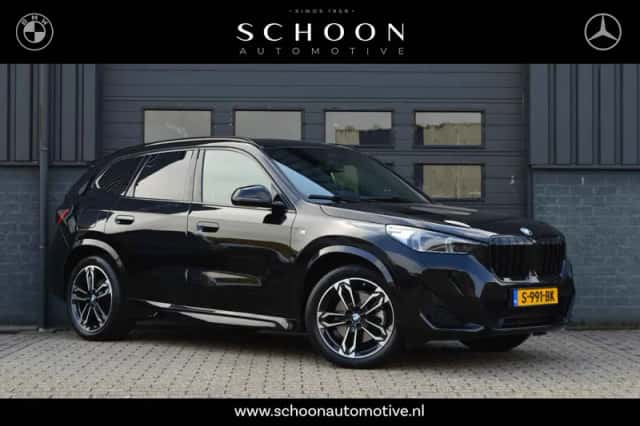BMW X1 (2023) thumbnail 1